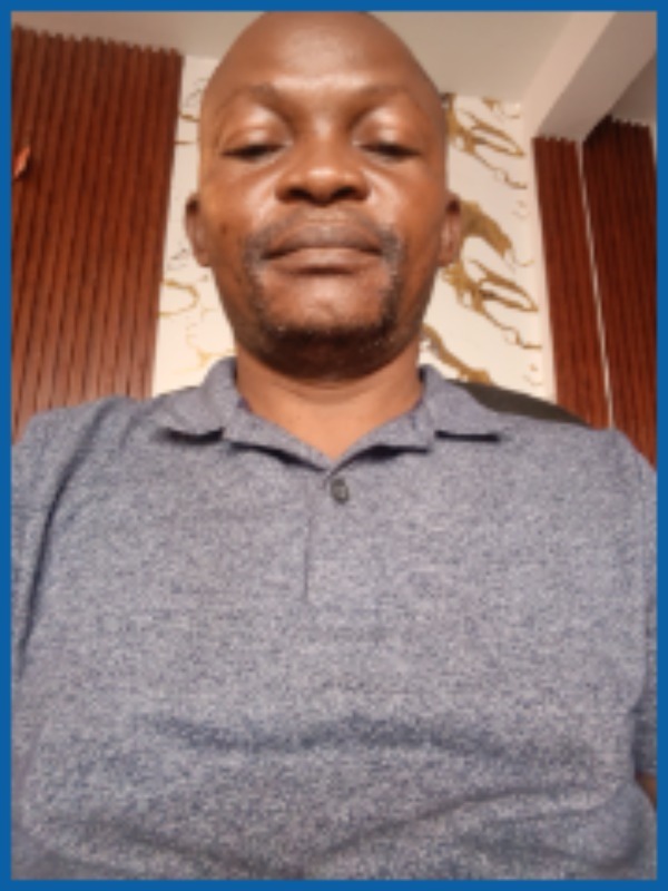 Portrait de Loanie Mopete Emmanuel